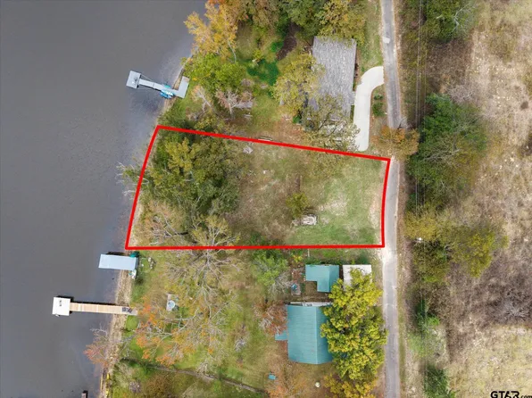 641 Naples Dr, Omaha, TX 75571