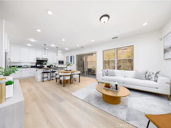 154 Firefly, Irvine, CA 92618