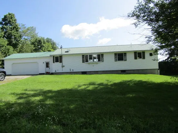 205 W WEST RIDGE Road, Cornville, ME 04976