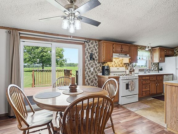 4th image of 2728 E Evergreen Dr