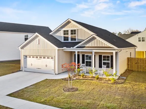 2318 Flowery Branch Dr, Castle Hayne, NC 28429