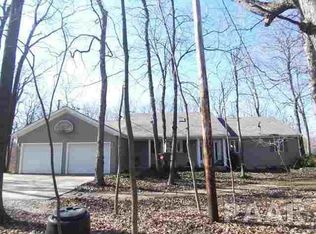 15435 Nelson Rd, Mackinaw, IL 61755