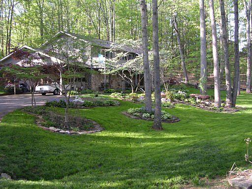 1st image of 321 SW Essex Dr