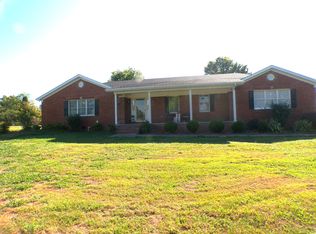 1828 Guynn Rd, Paint Lick, KY 40461