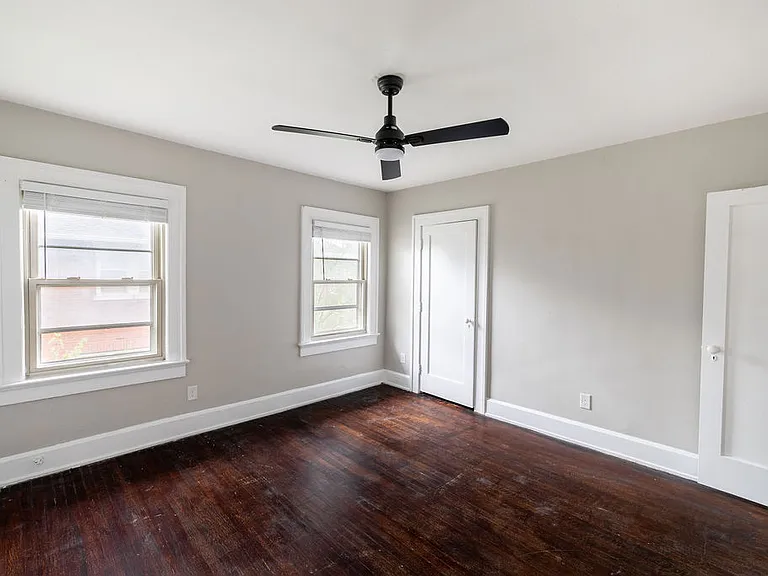 3556 N College Ave — Photo 22