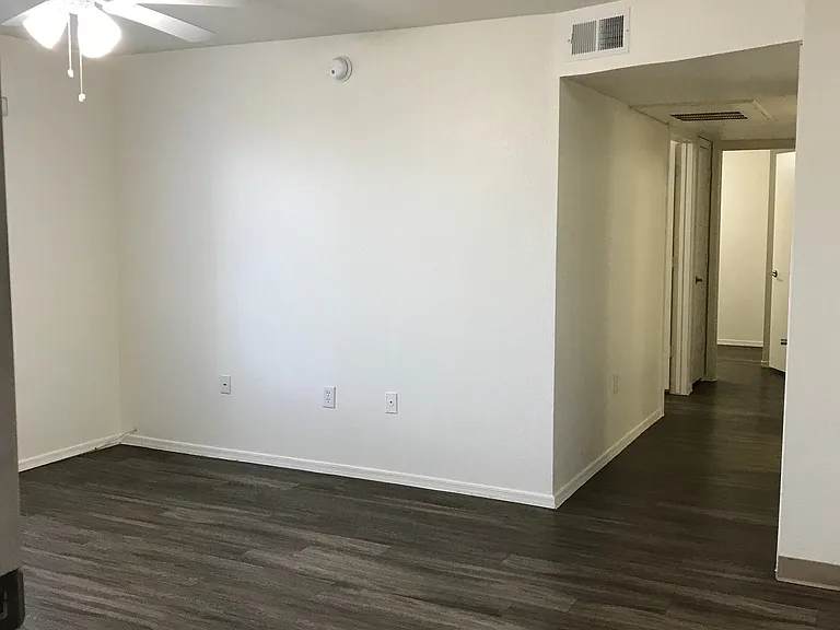Mission Vista — Photo 12