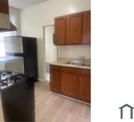 7957 S Emerald Ave #1 — Photo 6