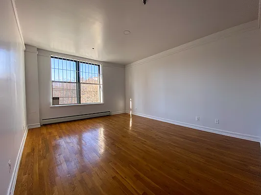 Rented by MAPT Residential LLC | media 3