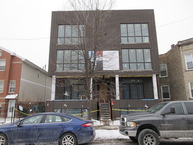 1st image of 2040 N Kedzie Ave #2S