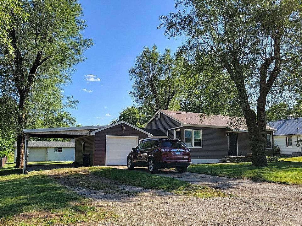 Large 100 x 185 Foot Lot 