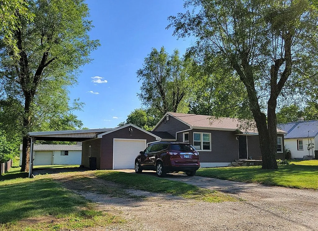 1510 Stout St photo 1