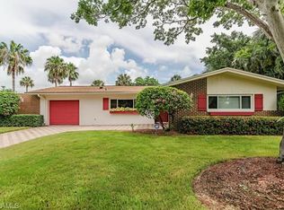 229 Viking Way, Naples, FL 34110