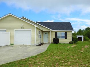 212 Faison Ln, Hubert, NC 28539