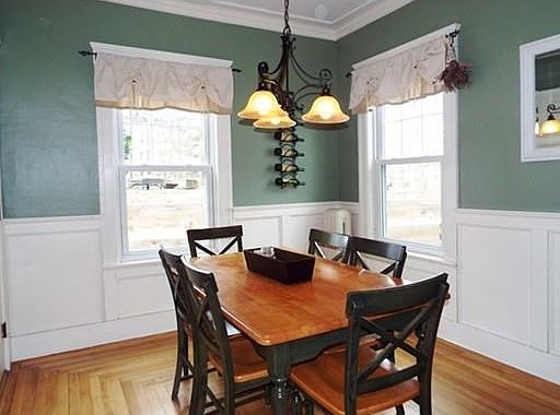 5th image of 21 Oak St
