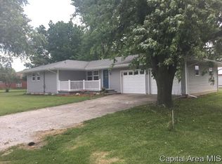 110 Liberty St, Girard, IL 62640