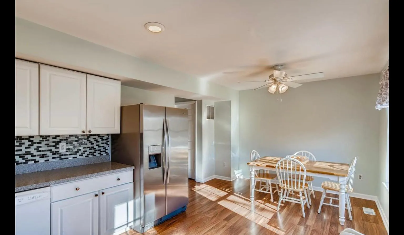 5 Sandstone Ct — Photo 1