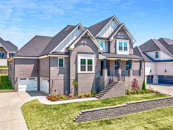 2nd image of 608 Silva Ln