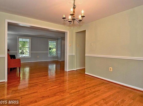 5th image of 809 N Kensington St
