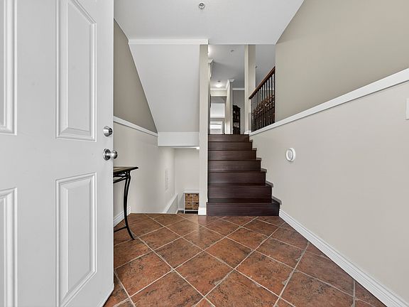 2nd image of 11812 191a St