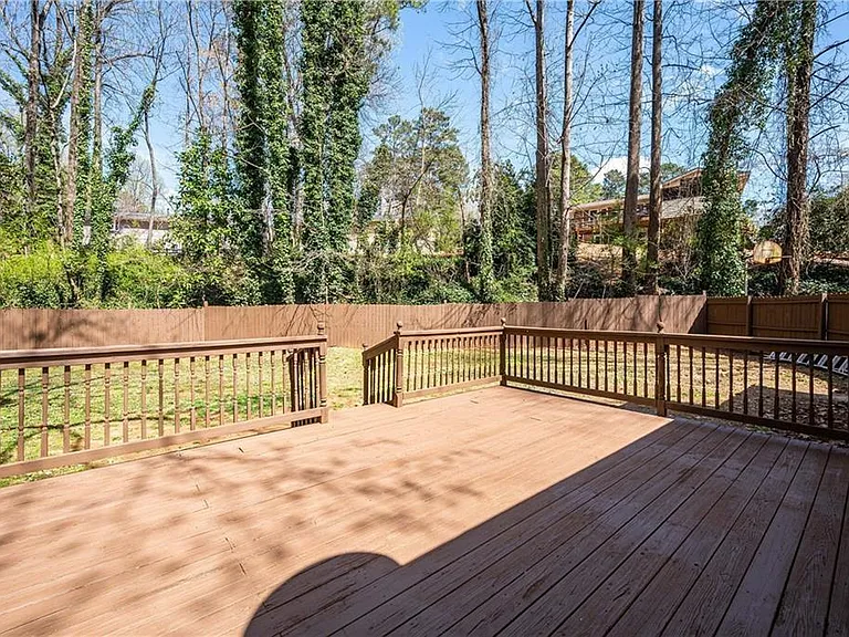 405 Concord Woods Dr SE — Photo 25