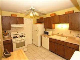 2nd image of 51 Stanton Ct Unit C-2