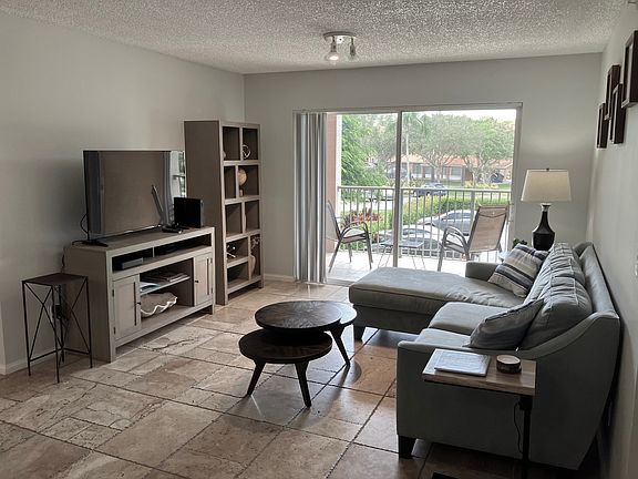 5th image of 1185 Wildwood Lakes Blvd APT 205