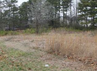 8268 Chicago Ave, Douglasville, GA 30134