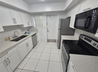 3716 Polk St, Hollywood, FL 33021