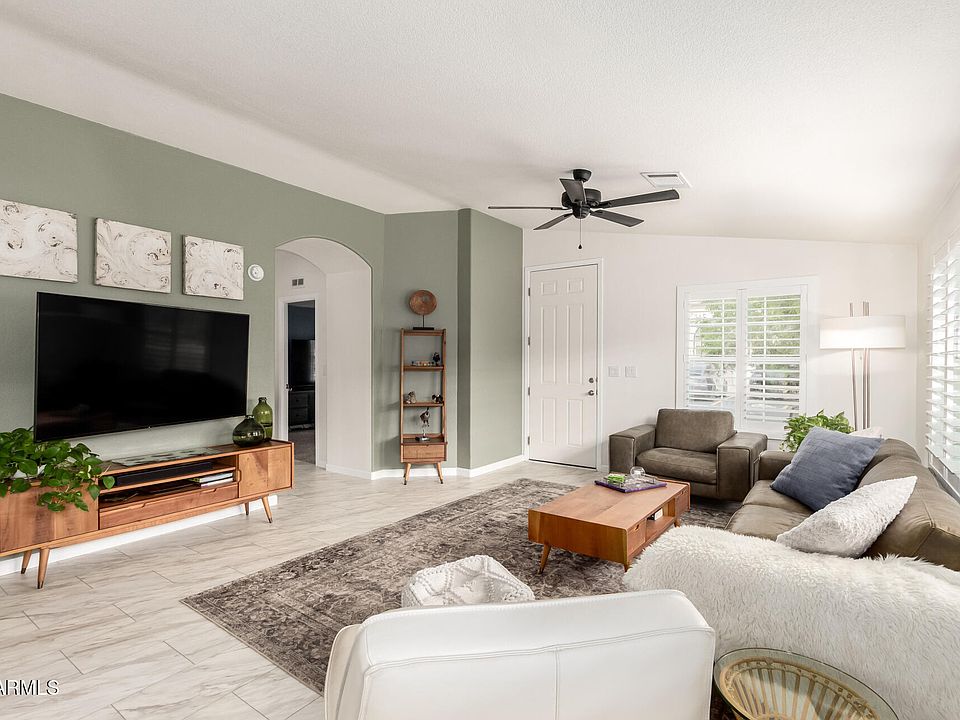 1st image of 3301 S GOLDFIELD Road #2004