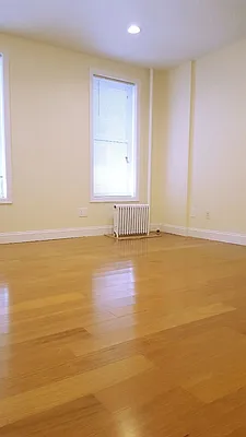 Rented by Azure Realty NY LLC | media 19