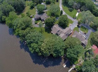 8960 Riverside Dr, Seaford, DE 19973