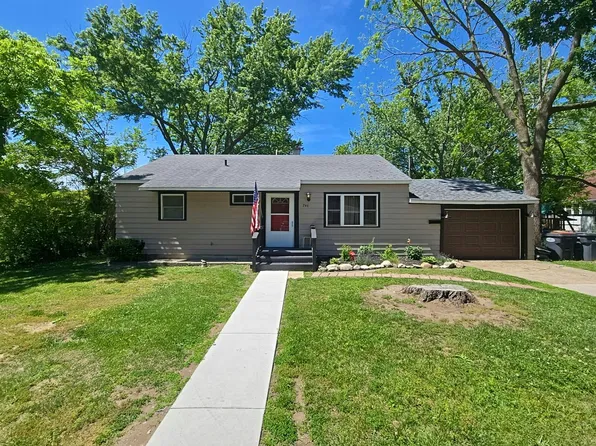 746 Hiways Ave, South Haven, MI 49090