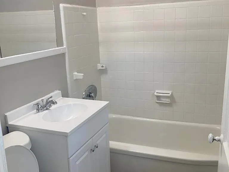 3324 Vineville Ave — Photo 8