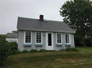 13 Draper Ave, Middletown, RI 02842