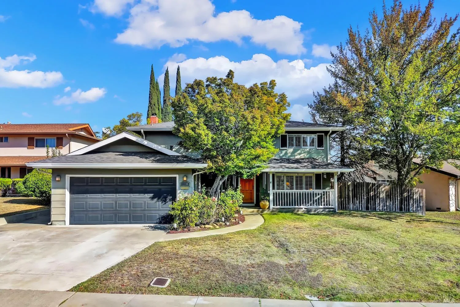 454 Manzanita Avenue photo 1