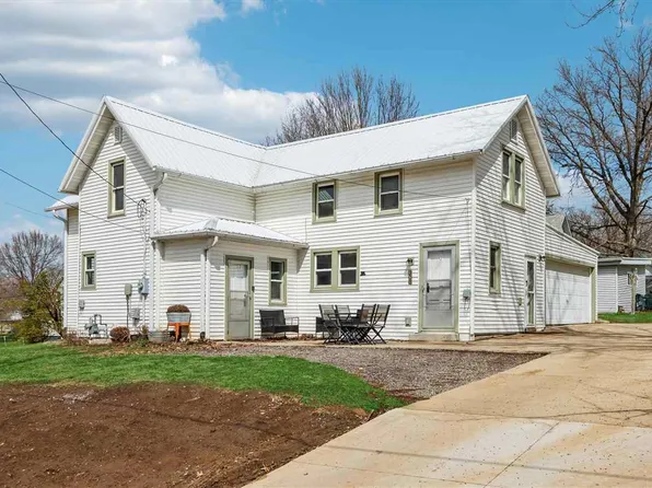 308 High St, Williamsburg, IA 52361