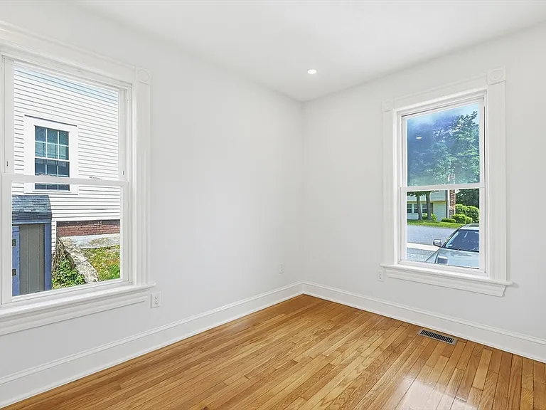 106 Dean Ave #1 — Photo 15