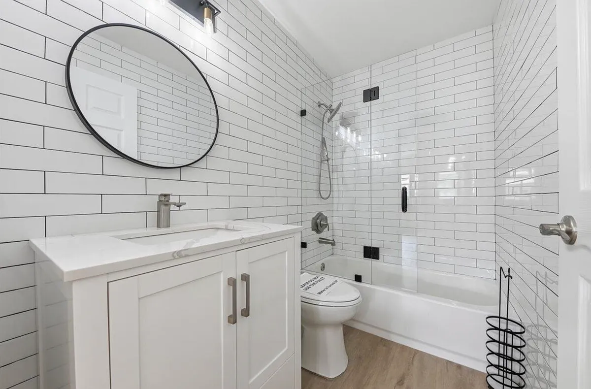 3 bed, 2.0 bath, 1795 sqft, $5,100 — Photo 3