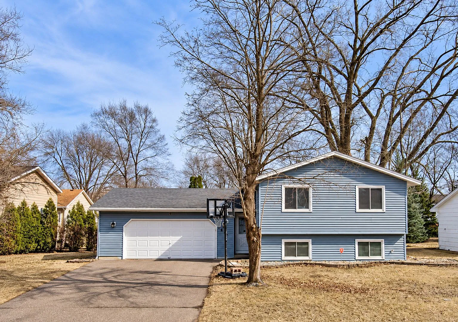 4 Bedroom | 2 Bathroom - Available Now - $2,650/Month — Photo 1