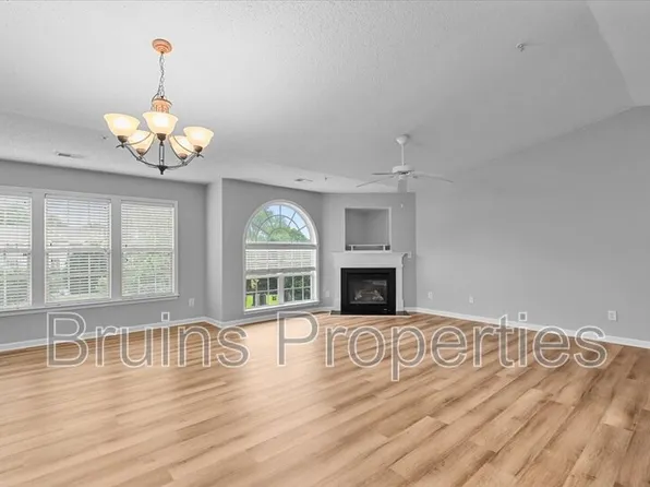 6113 Hedgecock Cir APT 3D, High Point, NC 27265