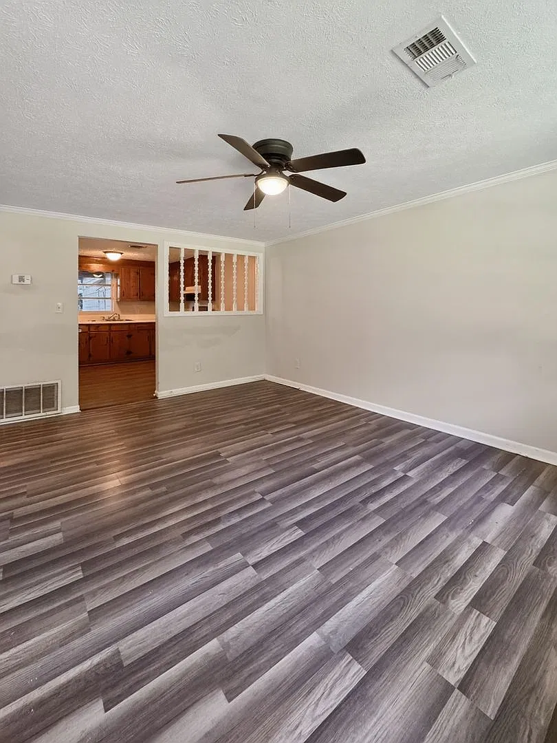 24 West 76th Street, Savannah, GA 31405 — Photo 2