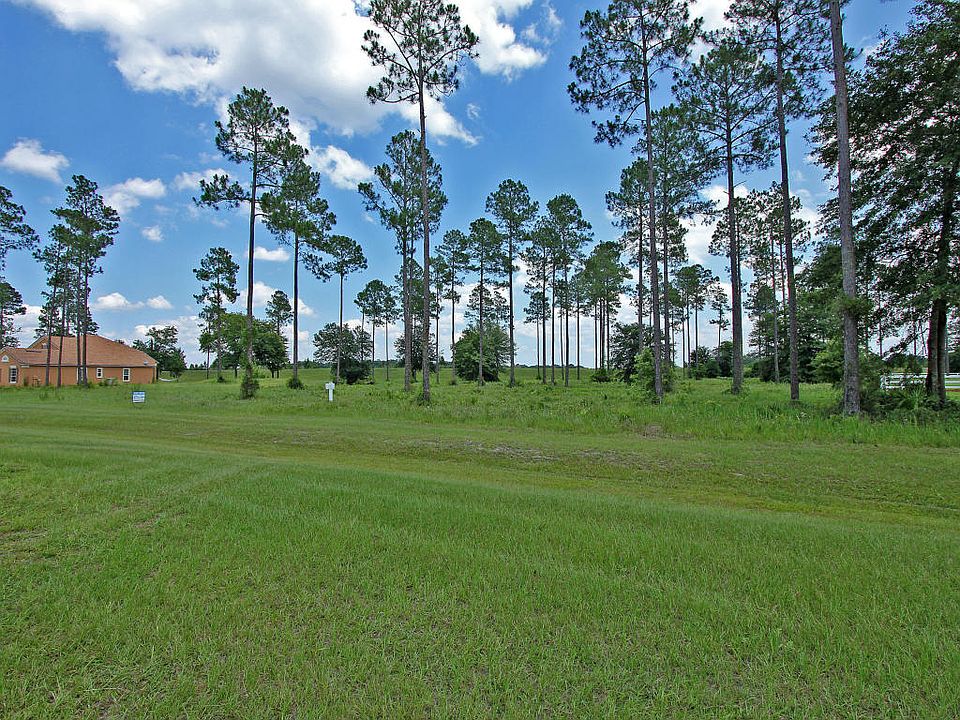 1st image of 9853 Kings Crossing Dr