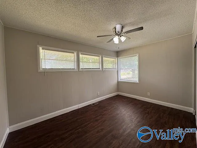 2810 Hillsboro Rd SW — Photo 17