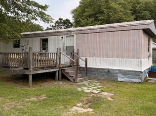 1662 Cox Rd, Pamplico, SC 29583