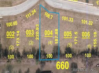 2 Wellesley Pl, Alton, IL 62002