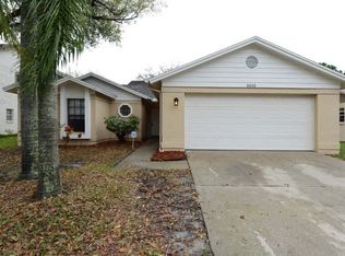 8808 Hampden Dr, Tampa, FL 33626