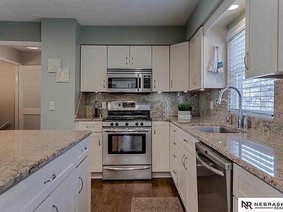5th image of 9937 Devonshire Dr