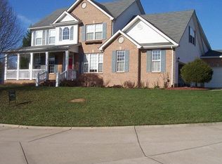 330 Northridge Dr, Hurricane, WV 25526