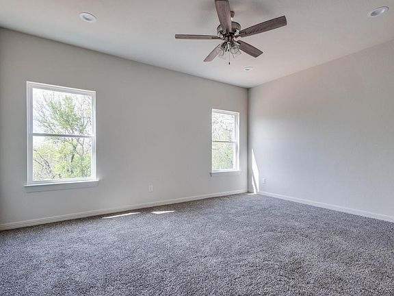 4th image of 267 Jim Walter Dr