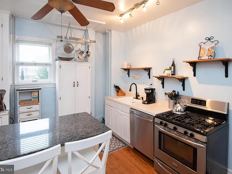 183 Decatur St #183 — Photo 8